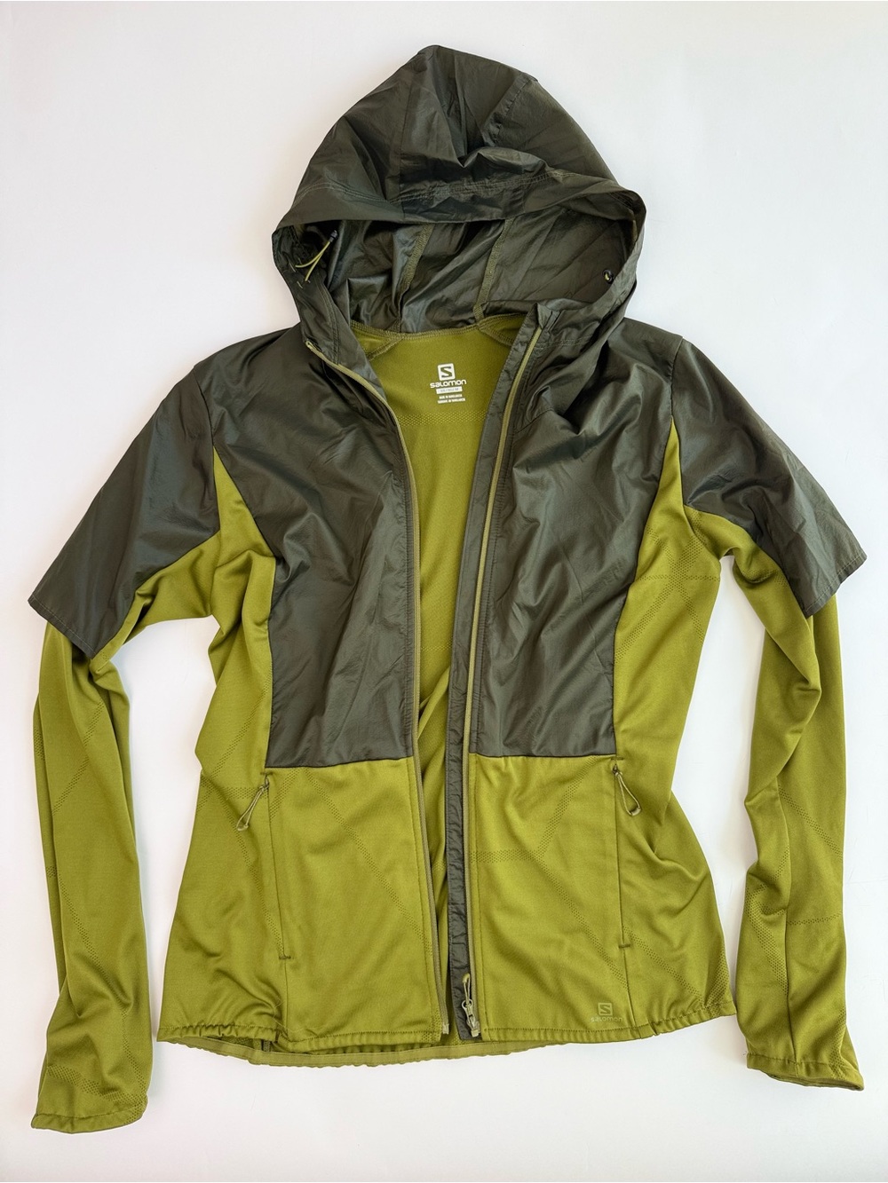 Salomon Elevate Aero Lightweight Windbreaker Running Jacket Green Women’s sz M